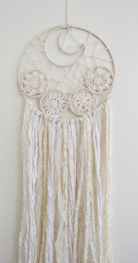 moon crochet dreamcatcher