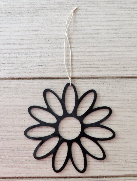 Daisy vinyl ornament