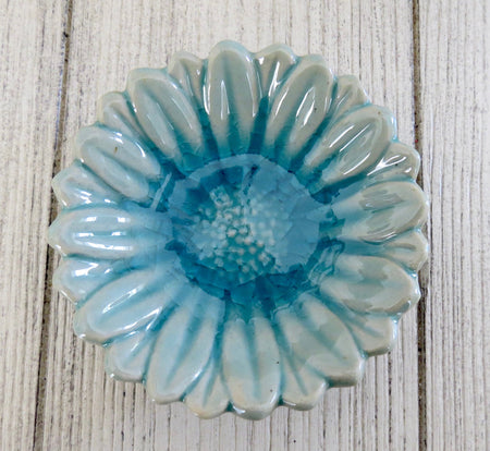 blue flower dish