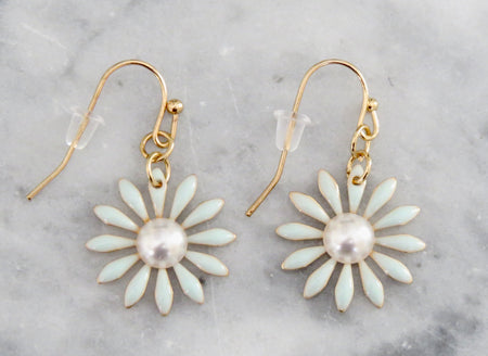 daisy pearl earrings