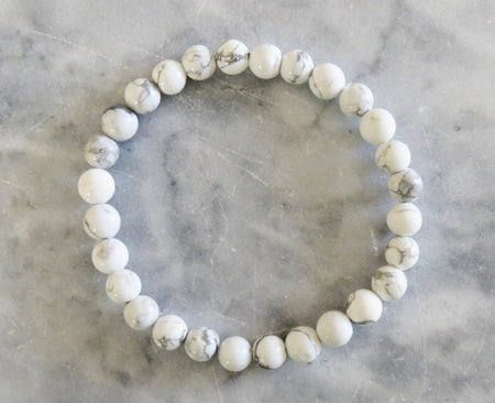 Howlite stone bracelet