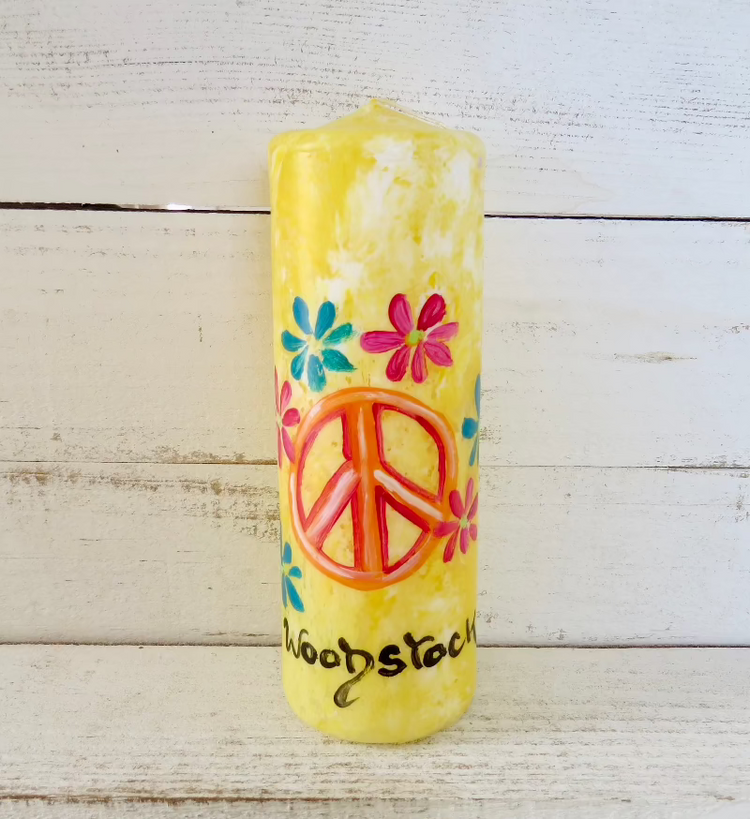 Woodstock hippie candle