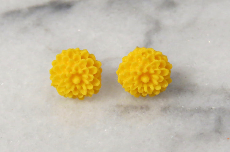 floral stud earrings