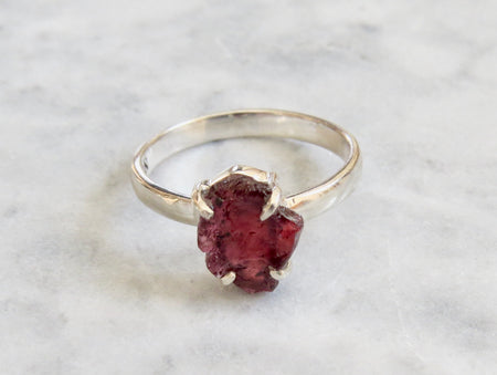 garnet stone ring